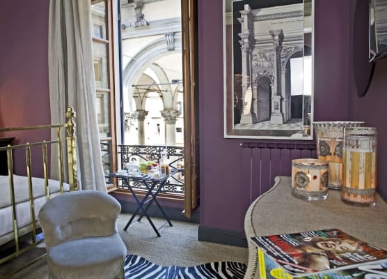 Porcellino Gallery Art Boutique BB 1
