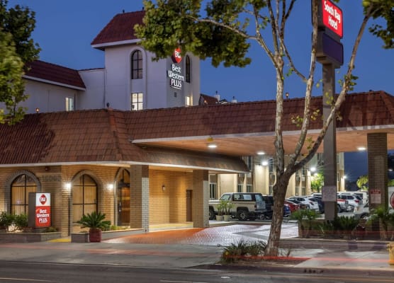 Best Western Plus South Bay Hotel 1