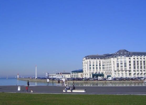 SOWELL HÔTELS Le Beach 1