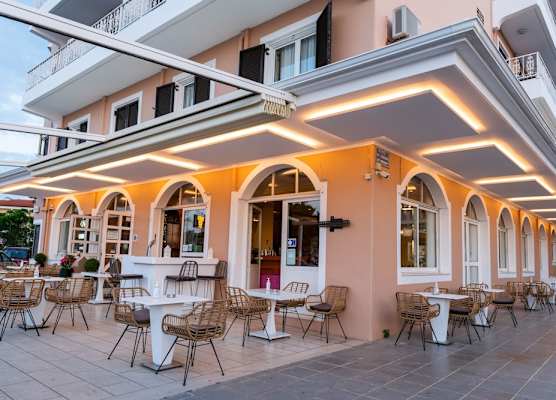 Nirikos Hotel 1