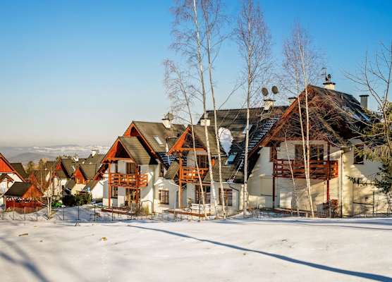 Wonder Home - Domki górskie z kominkami na kameralnym osiedlu - plac zabaw na terenie kompleksu 1