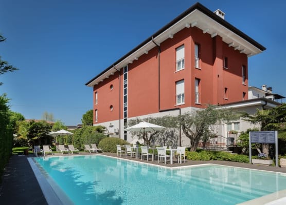 Vialeromadodici Rooms & Apartments 1