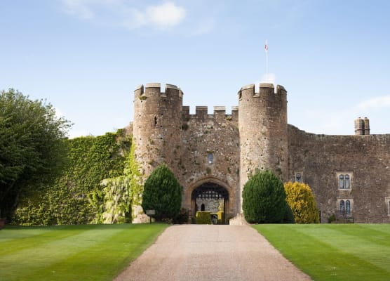 Amberley Castle- A Relais & Chateaux Hotel 1