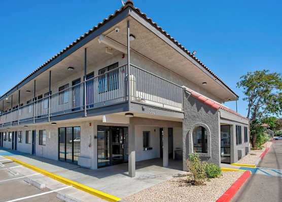 Motel 6-Kingman, AZ - Route 66 East 1