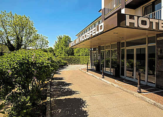 Hotel Am Moosfeld 1