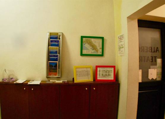 AlbergoTeatro 1