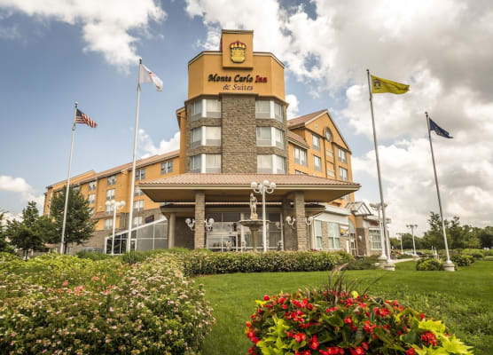 Monte Carlo Inn & Suites Downtown Markham 1