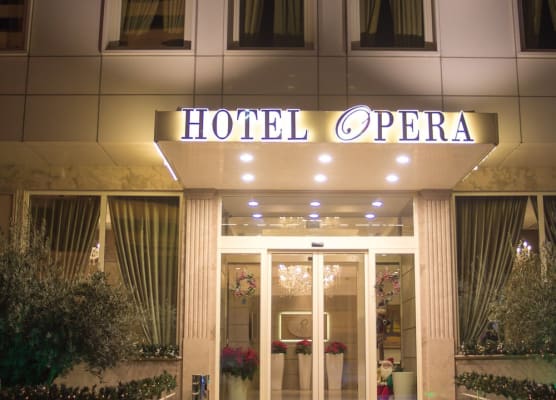 Hotel Opera 1