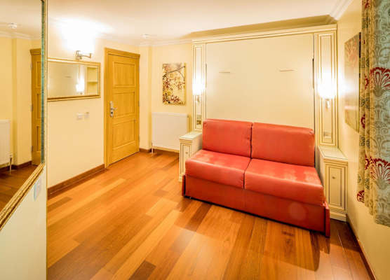 Linton Hotel Luton 1