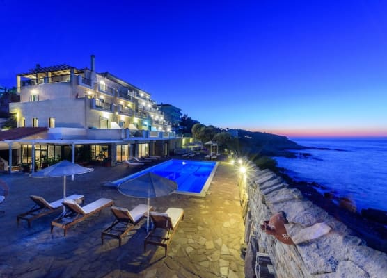 Cavos Bay Hotel & Studios 1