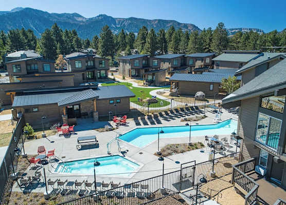 Outbound Mammoth 1