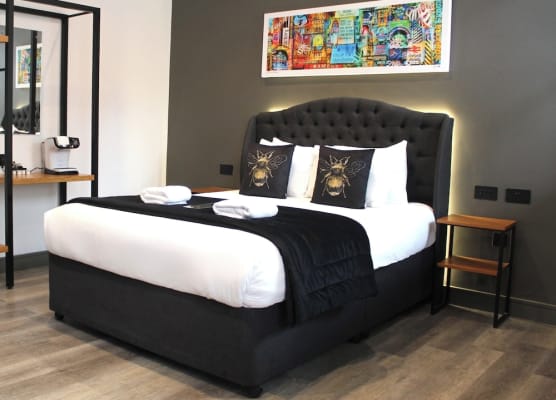 Black Lion Hotel Manchester 1