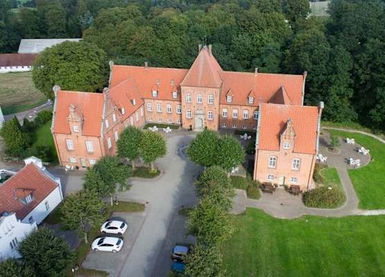 Sophiendal Manor 1