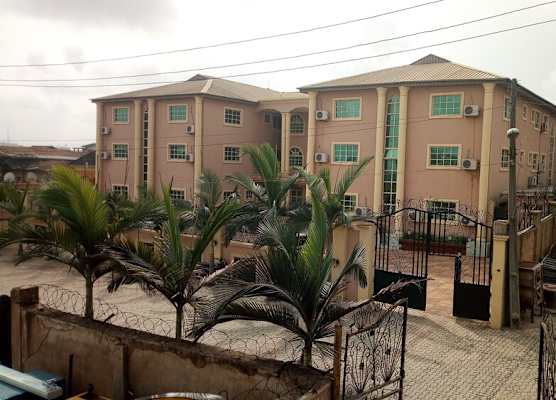 Brighton Hotel and Suites 1