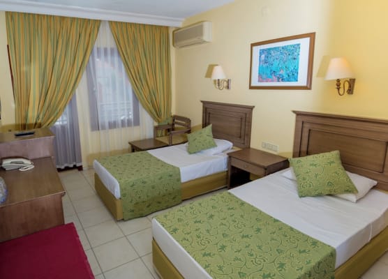Club Tropical Beach Hotel - All Inclusive 1