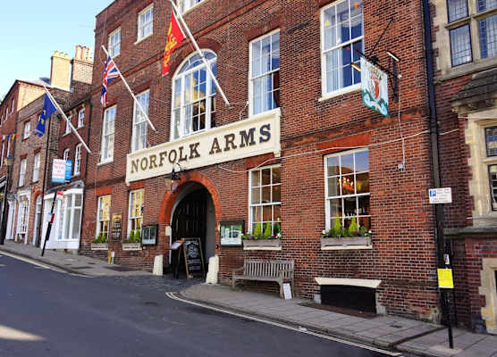 Norfolk Arms Hotel - Arundel 1