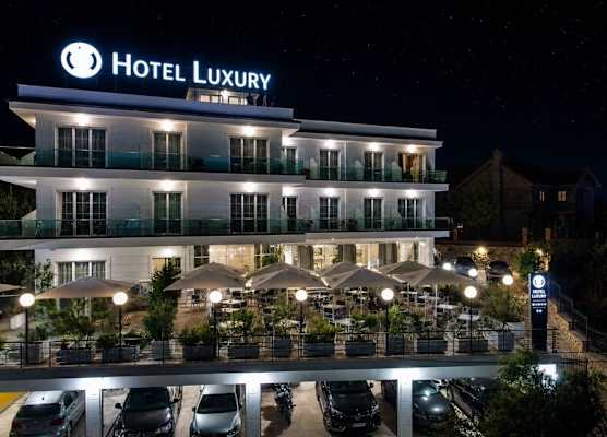 Hotel Luxury 1