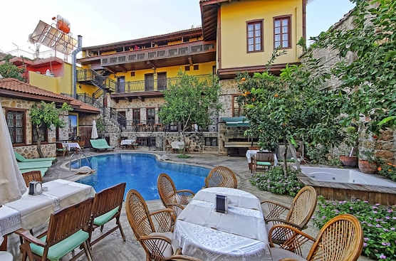 La Paloma Hotel 1