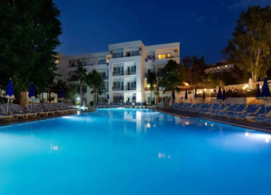 Side Nusso Beach Club 1
