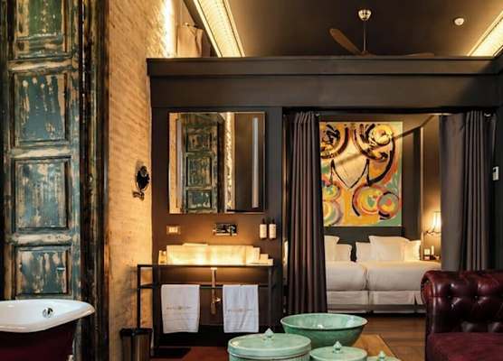 Hotel Lobby 1