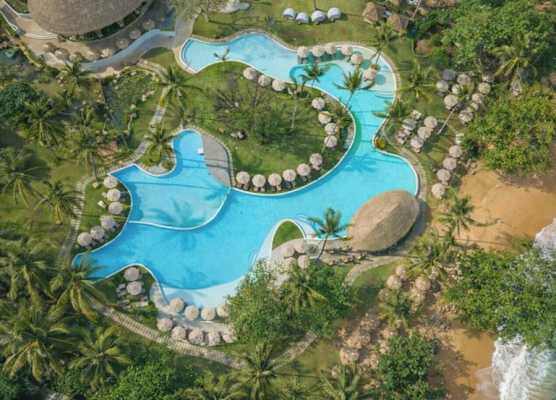 Eden Beach Khao Lak Resort & Spa 1