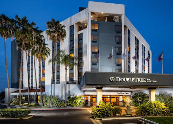 DoubleTree by Hilton Carson 1