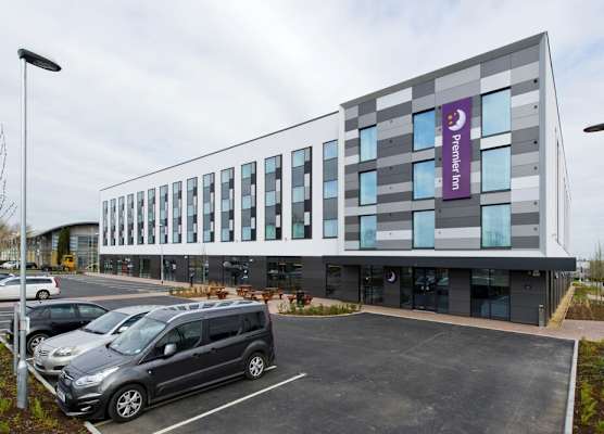 Premier Inn Slough West - Slough Trading Estate 1