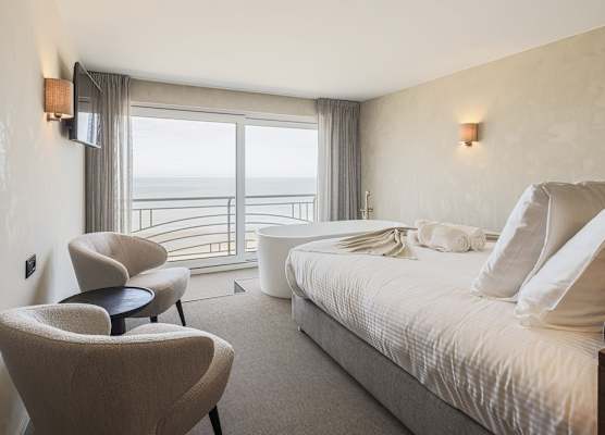 Hotel Beach Palace by CW Hotel Collection 1