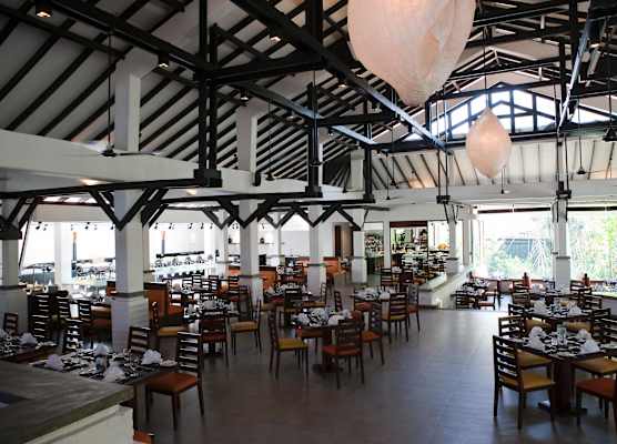 Club Hotel Dolphin 1