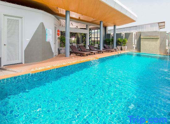 Ratana Hotel Sakdidet, PHUKET TOWN 1