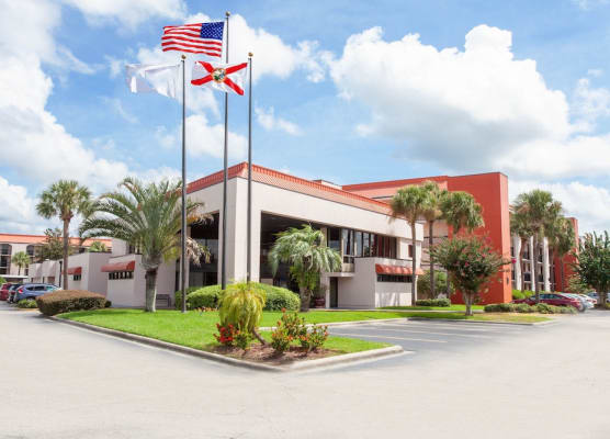 Grand Hotel Orlando at Universal Blvd - Shuttle to Theme Parks 1