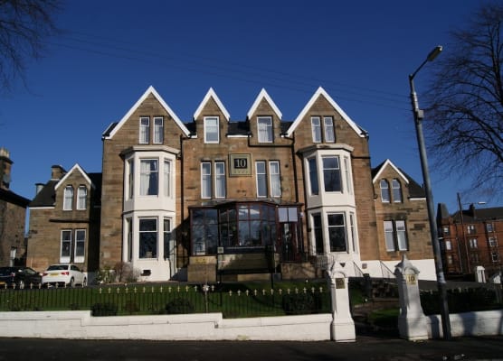 Number 10 Hotel 1