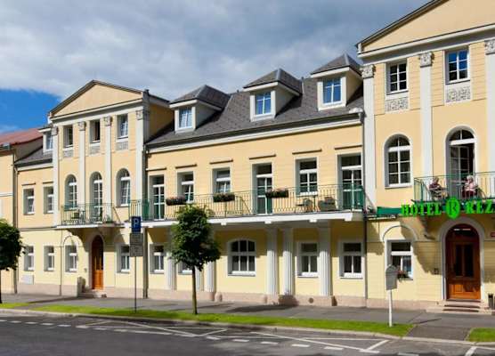 Hotel Reza 1