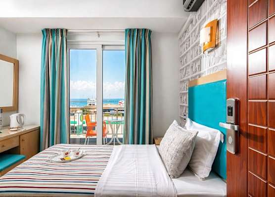City Life Port Hotel 1