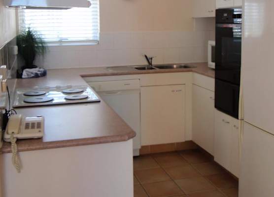 Grosvenor Beachfront Apartments Surfers Paradise 1