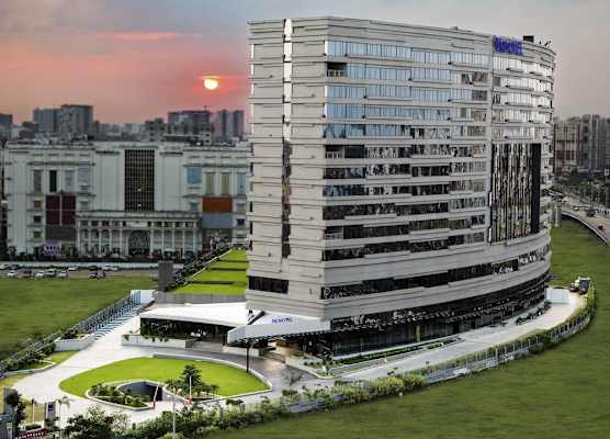 Novotel Kolkata Hotel and Residences 1