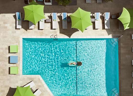 Sunset Marquis Hotel 1