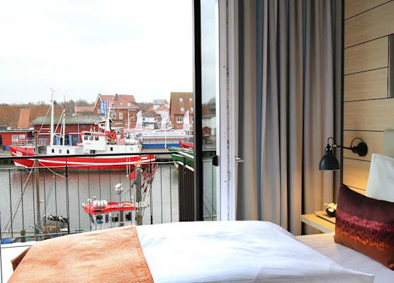 Hafenhotel Meereszeiten 1