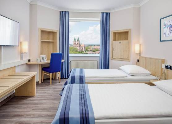 Hotel Freiburg City Center by Leonardo Hotels 1
