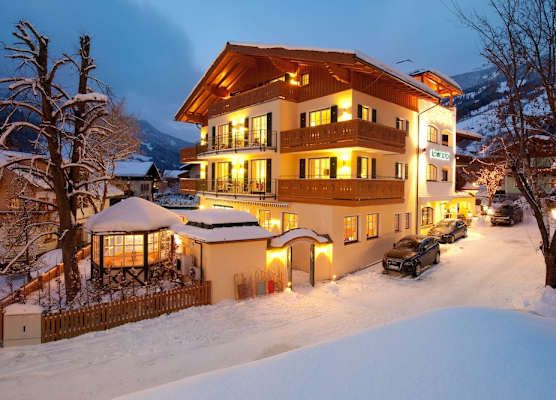 Landhotel Römerhof 1
