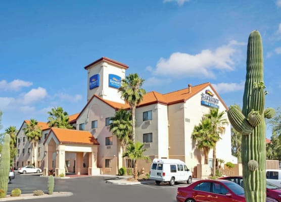 Baymont by Wyndham Tucson Airport 1