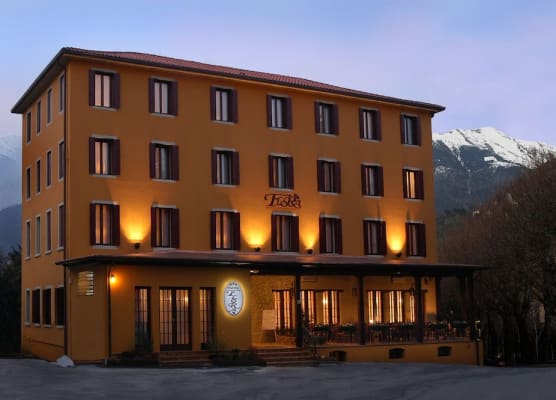 Albergo Ristorante Flora 1