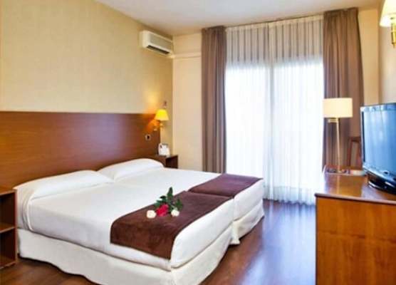 Ipanema Hotel by gaiarooms 1