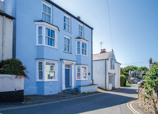 Sea Glass - 2 Bedroom Apartment - Manorbier 1