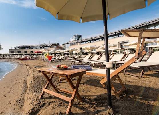 Hotel Riviera dei Fiori 1