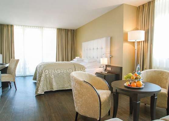 Hotel Winzerstube 1