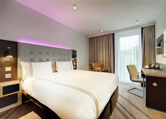 Premier Inn Hamburg City Klostertor 1