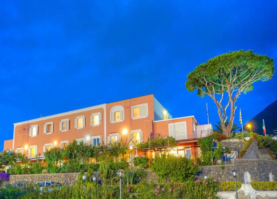 Villa Mena 1
