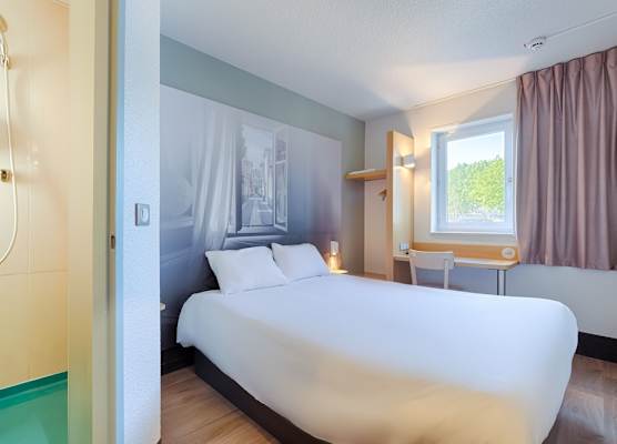 B&B HOTEL Aix-en-Provence Pont de l'Arc 1