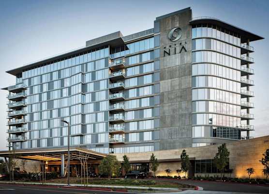 Hotel Nia, Autograph Collection 1
